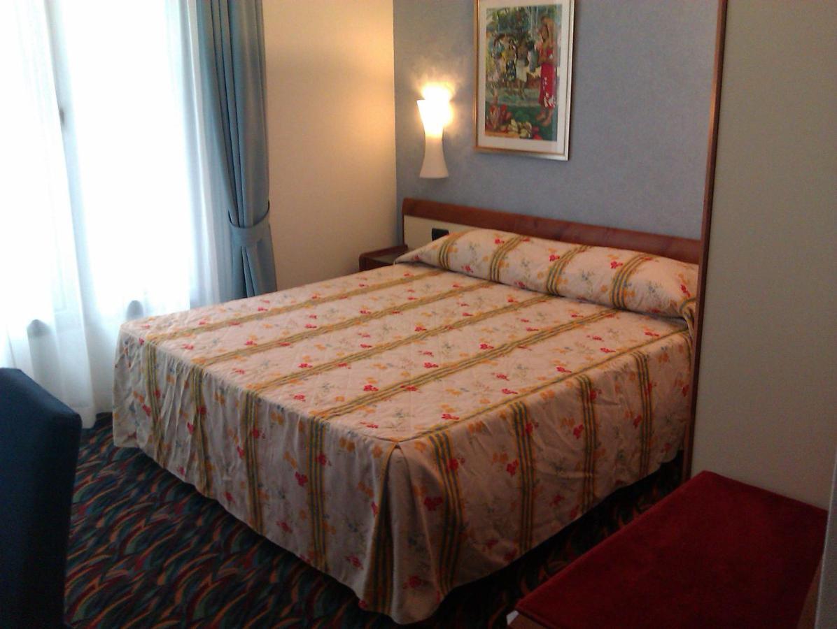 Hotel San Terenzo Lerici Zimmer foto